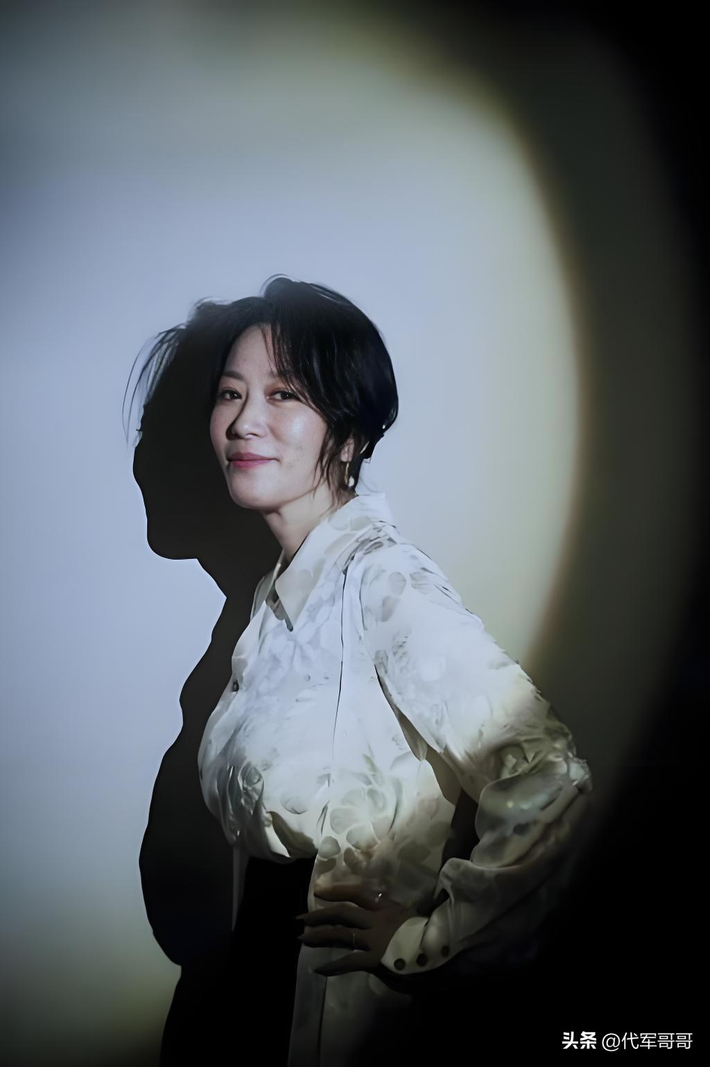 胡灵灵 低调演戏 戏骨代表_胡灵灵 零绯闻 实力派演员_哪些明星从未有过黑料,