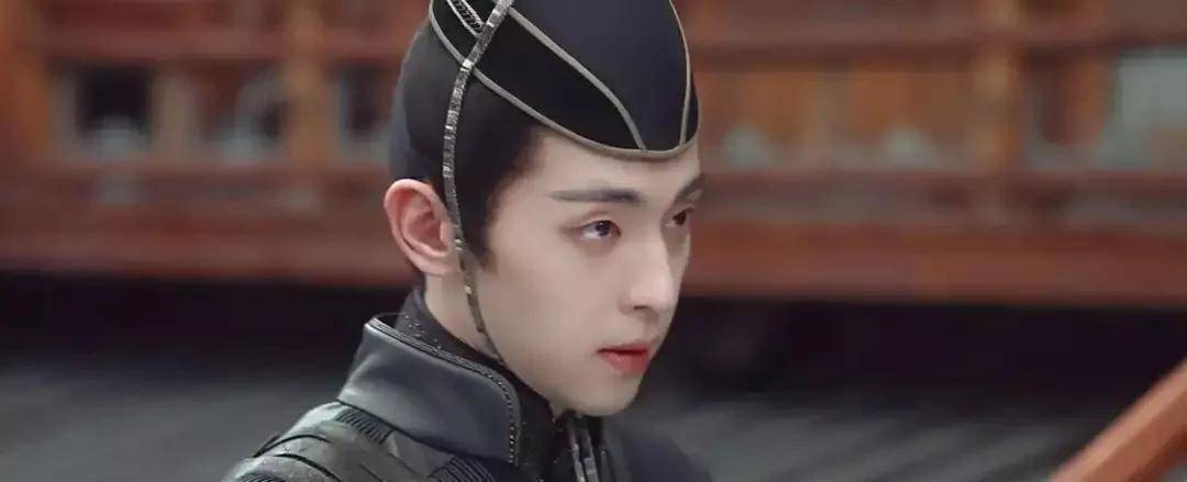 娱乐圈明星黑料_辣木洋子跌落神坛_有明星的花边黑料找谁爆料,
